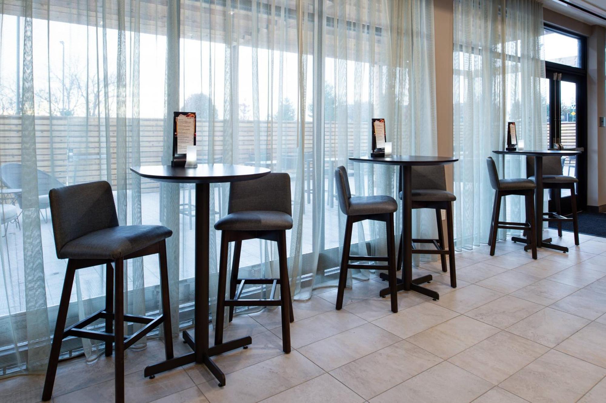 Courtyard Kansas City Olathe Ngoại thất bức ảnh